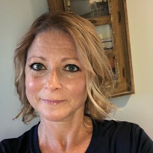 Meet your Posher, Rebecca